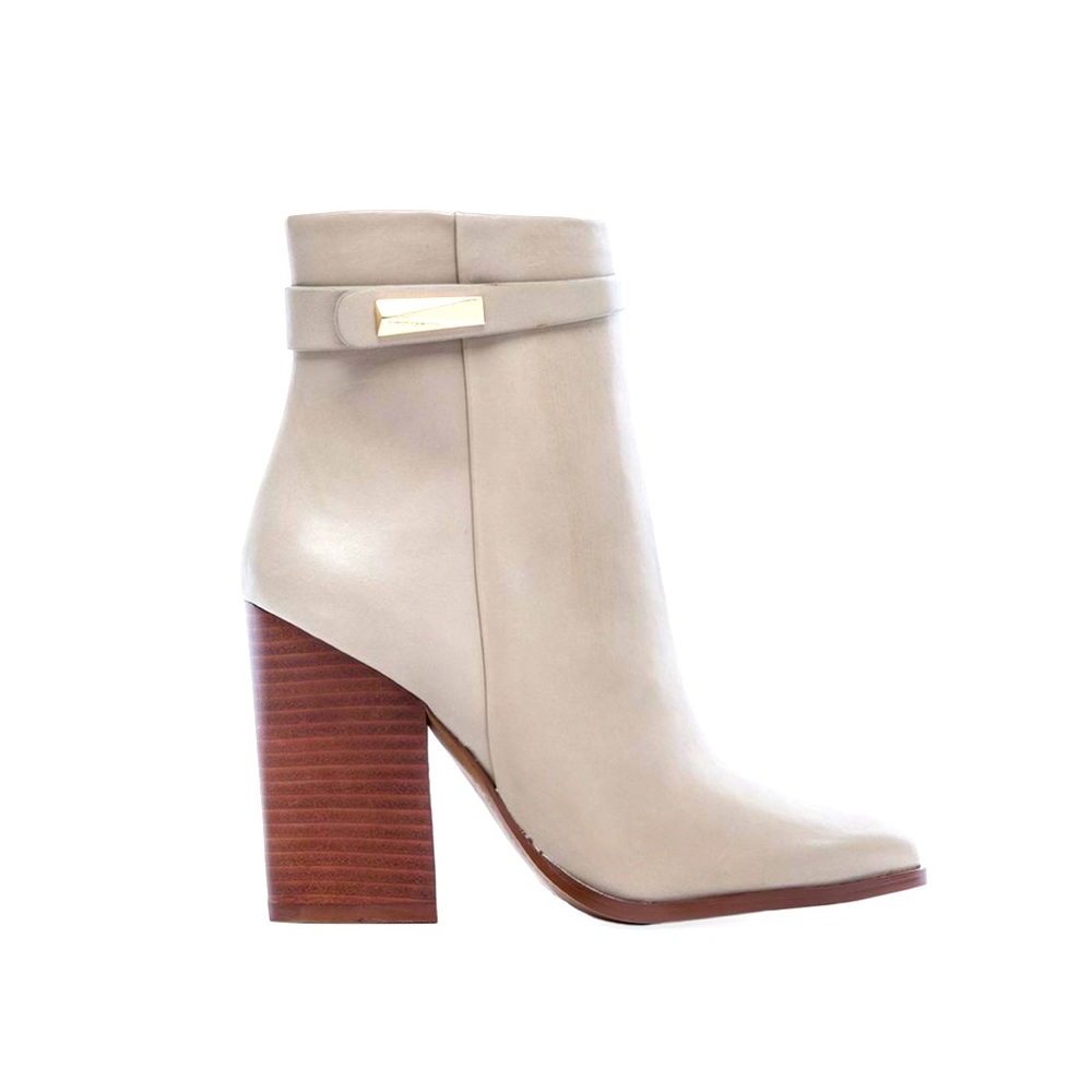 Vince Camuto “Maia” Bootie. Size 8.5, lightly worn.
